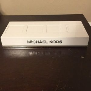 Michael Kors display block